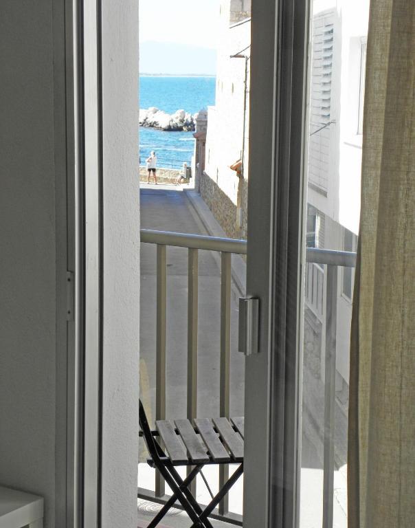 Hotel Pensió Vista Alegre L' Escala Habitación foto