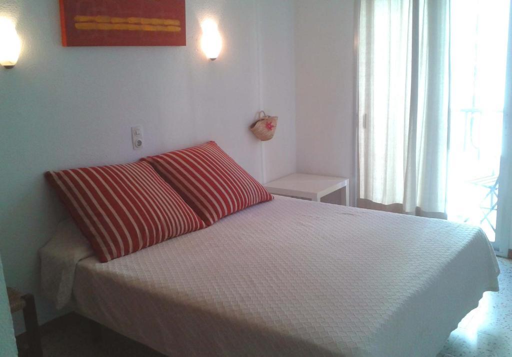 Hotel Pensió Vista Alegre L' Escala Habitación foto